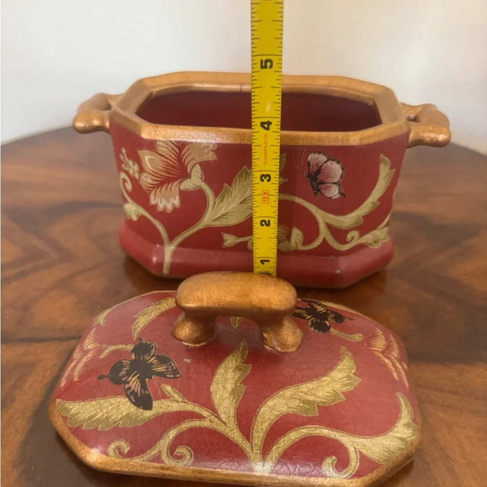 Decorative Hand Painted Resin Box With Handles 7” - Picture 7 of 8